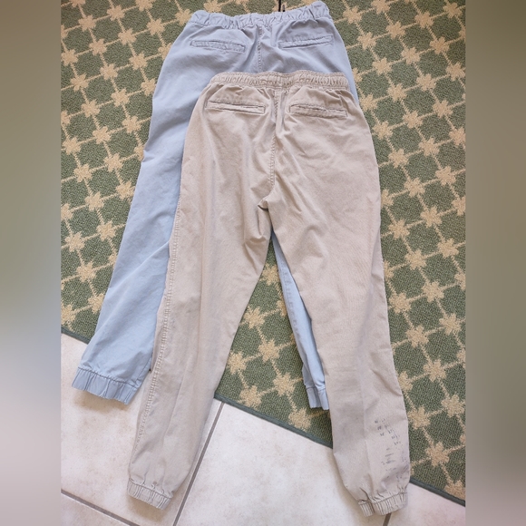 Men's Bundle: Modern Joggers w Built-in Flex plus T-shirt - Picture 3 of 7